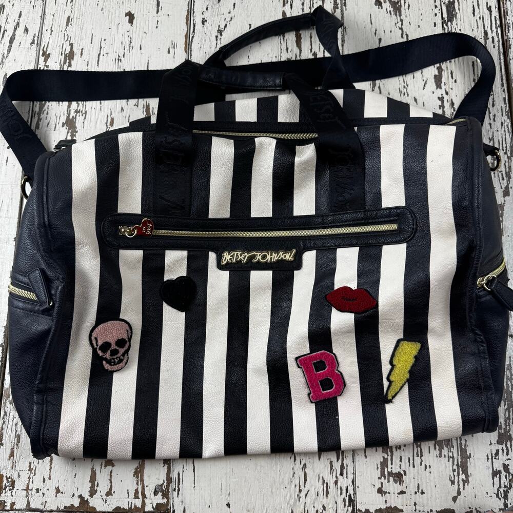 Betsey Johnson Striped Weekender Travel Duffle Bag Black White Floral Interior - Picture 2 of 12